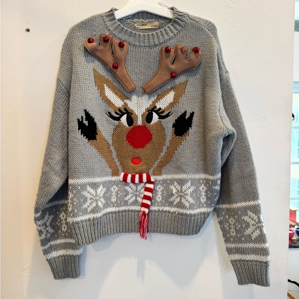Pull&Bear Gray Reindeer Sweater